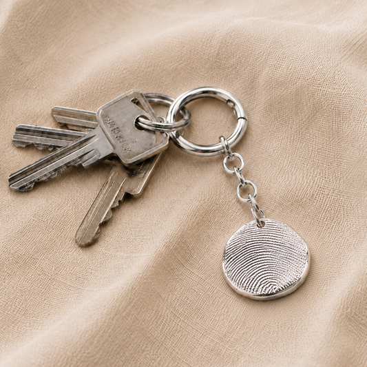 Schlüsselanhänger in Silber mit Fingerabdruck
